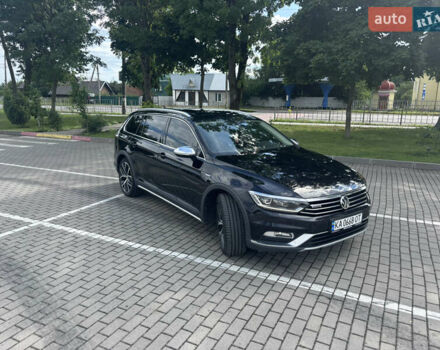 Чорний Фольксваген Пассат Альтрак, об'ємом двигуна 2 л та пробігом 219 тис. км за 20600 $, фото 1 на Automoto.ua