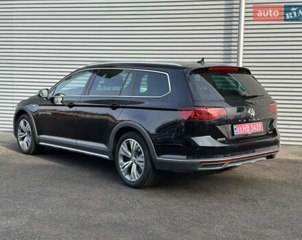 Черный Фольксваген Пассат Альтрак, объемом двигателя 2 л и пробегом 218 тыс. км за 25500 $, фото 42 на Automoto.ua