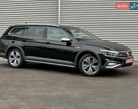 Черный Фольксваген Пассат Альтрак, объемом двигателя 2 л и пробегом 218 тыс. км за 25500 $, фото 8 на Automoto.ua