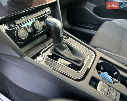 Черный Фольксваген Пассат Альтрак, объемом двигателя 2 л и пробегом 218 тыс. км за 25500 $, фото 60 на Automoto.ua