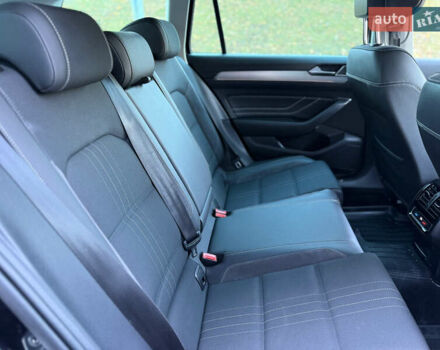 Черный Фольксваген Пассат Альтрак, объемом двигателя 2 л и пробегом 102 тыс. км за 28000 $, фото 12 на Automoto.ua