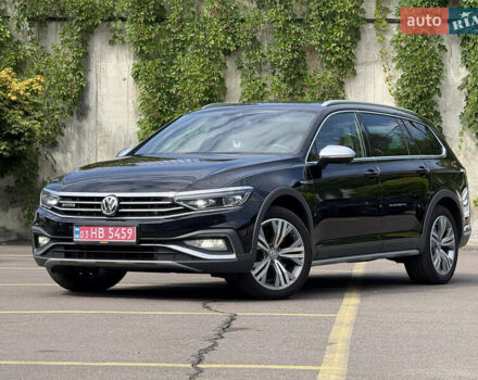 Черный Фольксваген Пассат Альтрак, объемом двигателя 2 л и пробегом 218 тыс. км за 25999 $, фото 21 на Automoto.ua