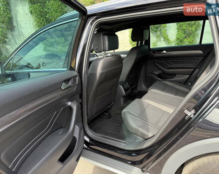 Черный Фольксваген Пассат Альтрак, объемом двигателя 2 л и пробегом 218 тыс. км за 25999 $, фото 39 на Automoto.ua