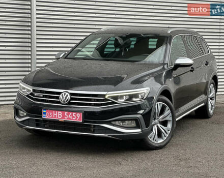 Черный Фольксваген Пассат Альтрак, объемом двигателя 2 л и пробегом 218 тыс. км за 25500 $, фото 1 на Automoto.ua