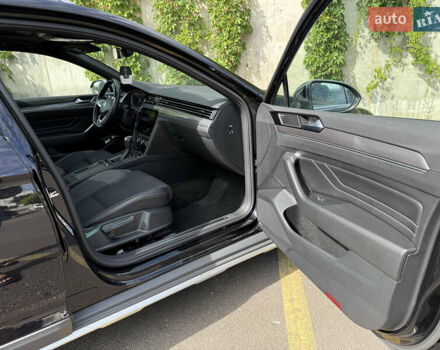 Черный Фольксваген Пассат Альтрак, объемом двигателя 2 л и пробегом 218 тыс. км за 25999 $, фото 58 на Automoto.ua