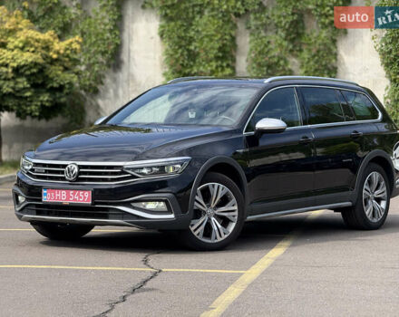 Черный Фольксваген Пассат Альтрак, объемом двигателя 2 л и пробегом 218 тыс. км за 25999 $, фото 22 на Automoto.ua