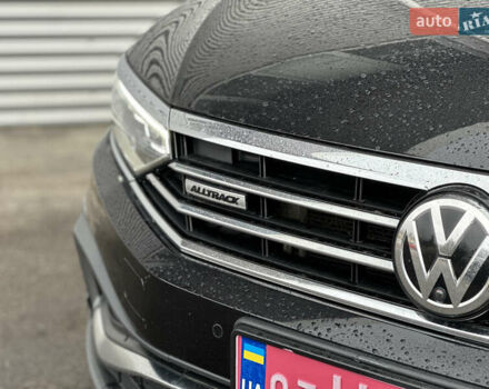 Черный Фольксваген Пассат Альтрак, объемом двигателя 2 л и пробегом 218 тыс. км за 25500 $, фото 5 на Automoto.ua