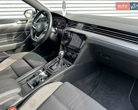 Черный Фольксваген Пассат Альтрак, объемом двигателя 2 л и пробегом 218 тыс. км за 25500 $, фото 22 на Automoto.ua