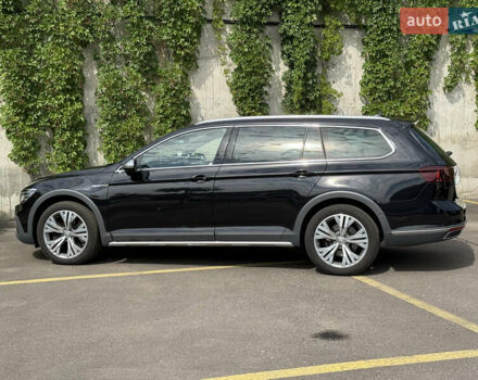 Черный Фольксваген Пассат Альтрак, объемом двигателя 2 л и пробегом 218 тыс. км за 25999 $, фото 16 на Automoto.ua