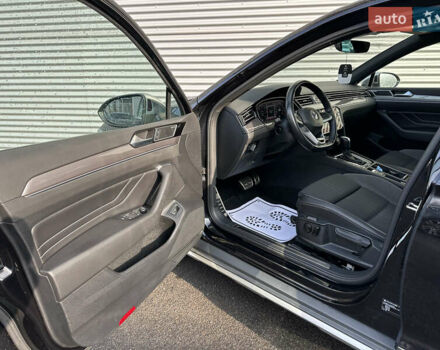 Черный Фольксваген Пассат Альтрак, объемом двигателя 2 л и пробегом 218 тыс. км за 25500 $, фото 50 на Automoto.ua