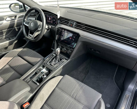 Черный Фольксваген Пассат Альтрак, объемом двигателя 2 л и пробегом 218 тыс. км за 25500 $, фото 24 на Automoto.ua