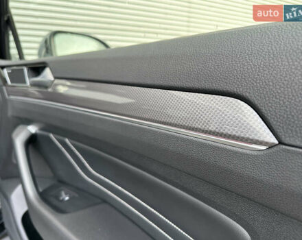 Черный Фольксваген Пассат Альтрак, объемом двигателя 2 л и пробегом 218 тыс. км за 25500 $, фото 16 на Automoto.ua