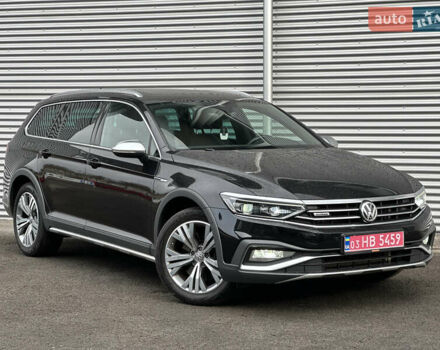 Черный Фольксваген Пассат Альтрак, объемом двигателя 2 л и пробегом 218 тыс. км за 25500 $, фото 7 на Automoto.ua