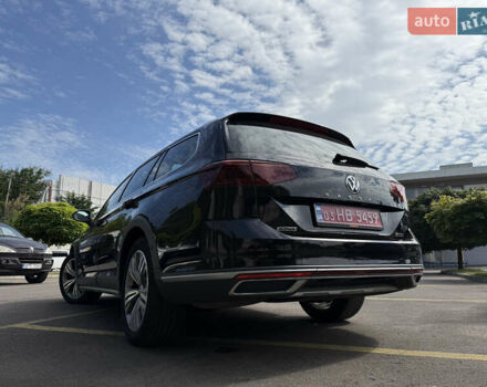 Черный Фольксваген Пассат Альтрак, объемом двигателя 2 л и пробегом 218 тыс. км за 25999 $, фото 70 на Automoto.ua