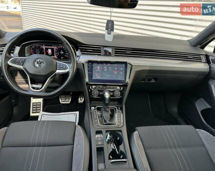 Черный Фольксваген Пассат Альтрак, объемом двигателя 2 л и пробегом 218 тыс. км за 25500 $, фото 47 на Automoto.ua