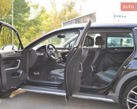 Чорний Фольксваген Пассат Альтрак, об'ємом двигуна 1.97 л та пробігом 164 тис. км за 31000 $, фото 107 на Automoto.ua