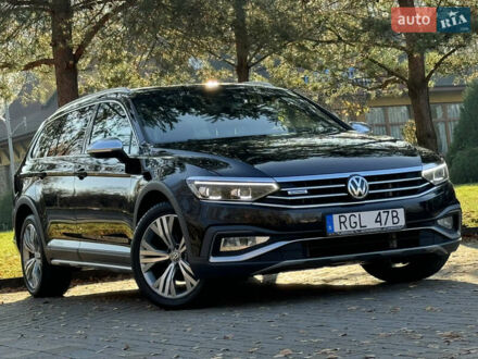 Фольксваген Пассат Альтрак 2019 у Дрогобичі на Automoto.ua Чорний Фольксваген Пассат Альтрак, об'ємом двигуна 1.97 л та пробігом 120 тис. км за 27650 $, фото 1 на Automoto.ua