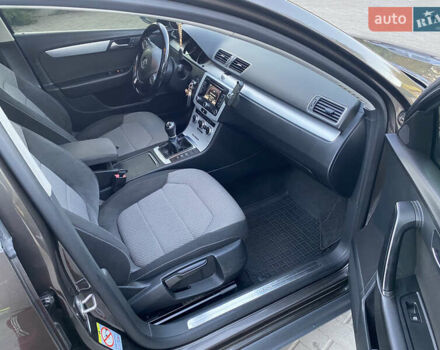 Коричневый Фольксваген Пассат Альтрак, объемом двигателя 2 л и пробегом 266 тыс. км за 12500 $, фото 11 на Automoto.ua