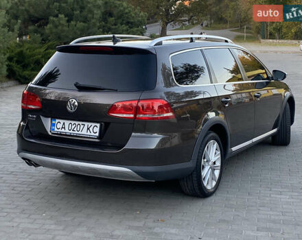 Коричневый Фольксваген Пассат Альтрак, объемом двигателя 2 л и пробегом 266 тыс. км за 12500 $, фото 3 на Automoto.ua