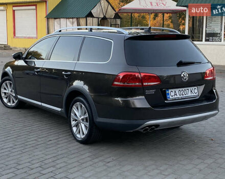 Коричневый Фольксваген Пассат Альтрак, объемом двигателя 2 л и пробегом 266 тыс. км за 12500 $, фото 4 на Automoto.ua