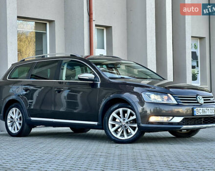 Коричневый Фольксваген Пассат Альтрак, объемом двигателя 2 л и пробегом 260 тыс. км за 12370 $, фото 5 на Automoto.ua