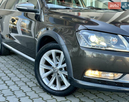 Коричневый Фольксваген Пассат Альтрак, объемом двигателя 2 л и пробегом 260 тыс. км за 12370 $, фото 43 на Automoto.ua