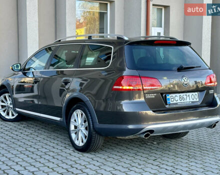 Коричневый Фольксваген Пассат Альтрак, объемом двигателя 2 л и пробегом 260 тыс. км за 12370 $, фото 9 на Automoto.ua