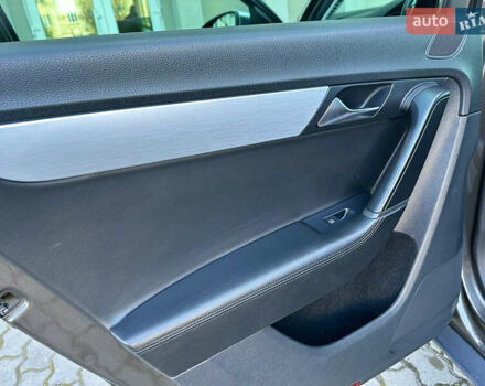 Коричневый Фольксваген Пассат Альтрак, объемом двигателя 2 л и пробегом 260 тыс. км за 12370 $, фото 55 на Automoto.ua