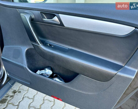 Коричневый Фольксваген Пассат Альтрак, объемом двигателя 2 л и пробегом 260 тыс. км за 12370 $, фото 50 на Automoto.ua