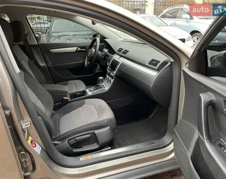 Коричневий Фольксваген Пассат Альтрак, об'ємом двигуна 2 л та пробігом 155 тис. км за 13800 $, фото 24 на Automoto.ua