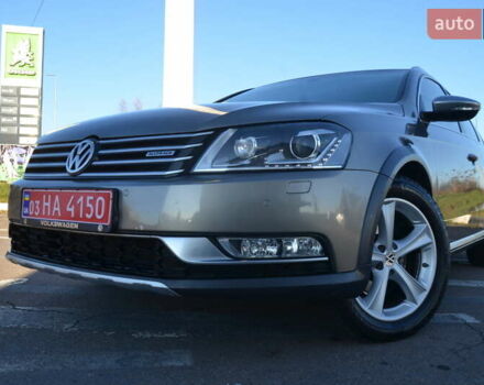 Коричневый Фольксваген Пассат Альтрак, объемом двигателя 2 л и пробегом 223 тыс. км за 13350 $, фото 4 на Automoto.ua