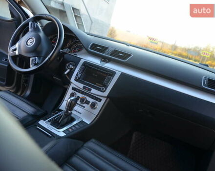 Коричневый Фольксваген Пассат Альтрак, объемом двигателя 2 л и пробегом 223 тыс. км за 13777 $, фото 55 на Automoto.ua