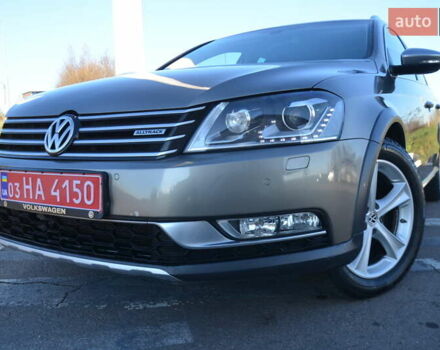 Коричневый Фольксваген Пассат Альтрак, объемом двигателя 2 л и пробегом 223 тыс. км за 13350 $, фото 2 на Automoto.ua