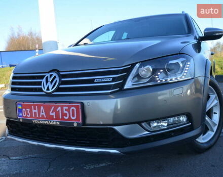 Коричневый Фольксваген Пассат Альтрак, объемом двигателя 2 л и пробегом 223 тыс. км за 13350 $, фото 1 на Automoto.ua