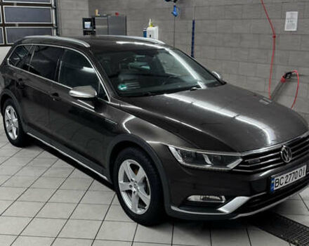 Коричневий Фольксваген Пассат Альтрак, об'ємом двигуна 1.97 л та пробігом 236 тис. км за 18900 $, фото 12 на Automoto.ua