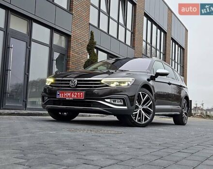 Коричневый Фольксваген Пассат Альтрак, объемом двигателя 2 л и пробегом 184 тыс. км за 29950 $, фото 164 на Automoto.ua