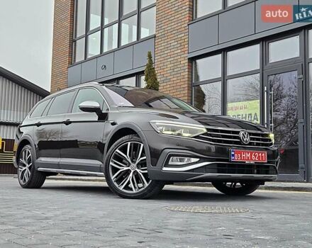 Коричневый Фольксваген Пассат Альтрак, объемом двигателя 2 л и пробегом 184 тыс. км за 29950 $, фото 128 на Automoto.ua