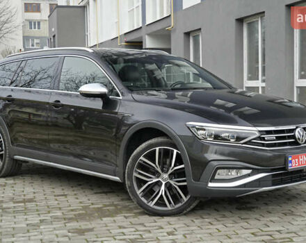 Коричневый Фольксваген Пассат Альтрак, объемом двигателя 2 л и пробегом 186 тыс. км за 28990 $, фото 3 на Automoto.ua