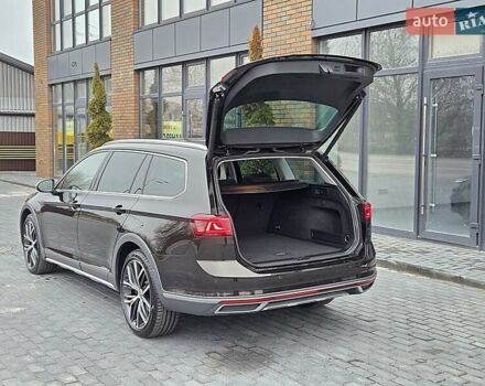 Коричневый Фольксваген Пассат Альтрак, объемом двигателя 2 л и пробегом 184 тыс. км за 29950 $, фото 29 на Automoto.ua