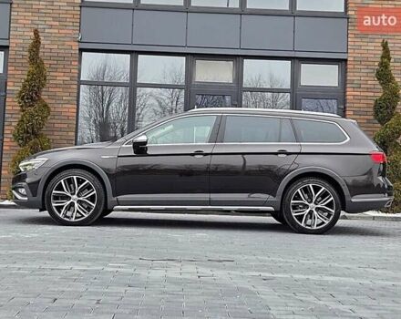 Коричневый Фольксваген Пассат Альтрак, объемом двигателя 2 л и пробегом 184 тыс. км за 29950 $, фото 159 на Automoto.ua