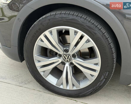 Коричневий Фольксваген Пассат Альтрак, об'ємом двигуна 2 л та пробігом 169 тис. км за 28499 $, фото 9 на Automoto.ua