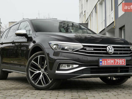 Коричневый Фольксваген Пассат Альтрак, объемом двигателя 2 л и пробегом 186 тыс. км за 28990 $, фото 1 на Automoto.ua