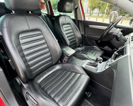 Красный Фольксваген Пассат Альтрак, объемом двигателя 1.97 л и пробегом 289 тыс. км за 11900 $, фото 16 на Automoto.ua