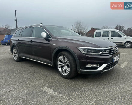 Червоний Фольксваген Пассат Альтрак, об'ємом двигуна 2 л та пробігом 227 тис. км за 19700 $, фото 2 на Automoto.ua