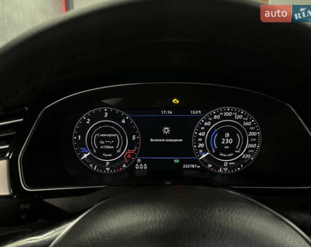 Красный Фольксваген Пассат Альтрак, объемом двигателя 1.97 л и пробегом 222 тыс. км за 25000 $, фото 3 на Automoto.ua