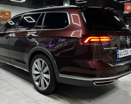 Красный Фольксваген Пассат Альтрак, объемом двигателя 1.97 л и пробегом 222 тыс. км за 25000 $, фото 11 на Automoto.ua