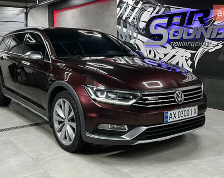 Красный Фольксваген Пассат Альтрак, объемом двигателя 1.97 л и пробегом 222 тыс. км за 25000 $, фото 18 на Automoto.ua