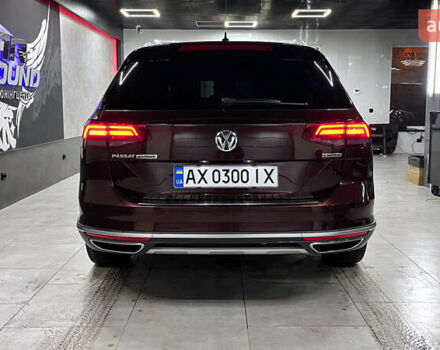 Красный Фольксваген Пассат Альтрак, объемом двигателя 1.97 л и пробегом 222 тыс. км за 25000 $, фото 15 на Automoto.ua