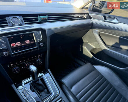 Фольксваген Пассат Альтрак, объемом двигателя 2 л и пробегом 285 тыс. км за 17500 $, фото 13 на Automoto.ua