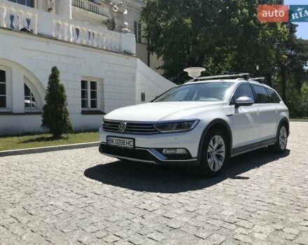 Фольксваген Пассат Альтрак, объемом двигателя 2 л и пробегом 181 тыс. км за 18900 $, фото 9 на Automoto.ua